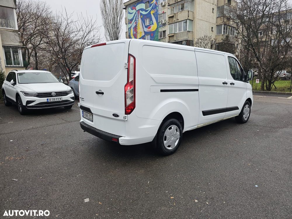 Ford Transit Custom - 11
