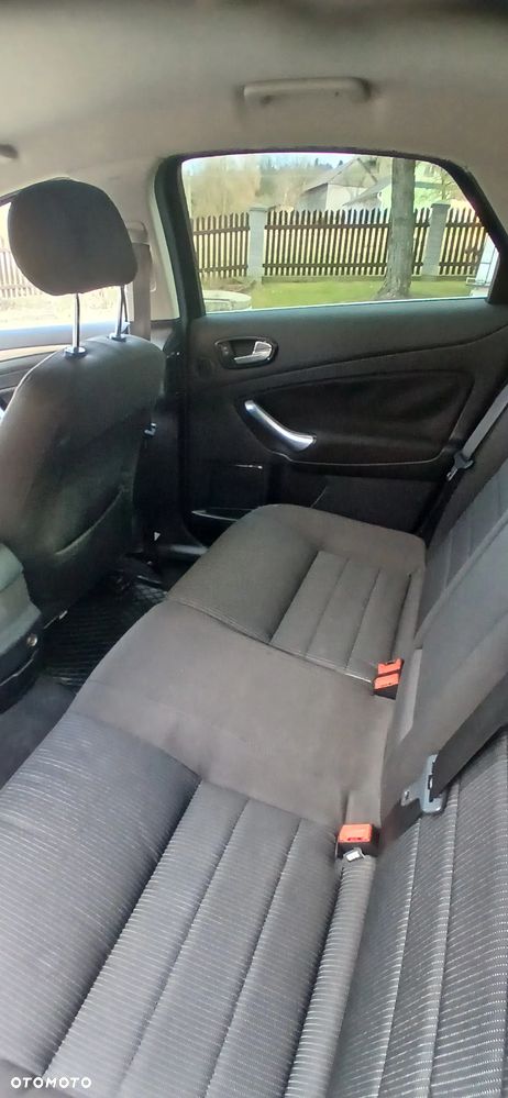 Ford Mondeo 2.0 TDCi Titanium - 15