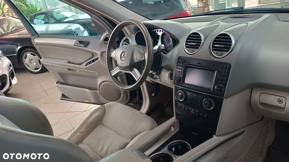 Mercedes-Benz ML 350 CDI 4-Matic - 29