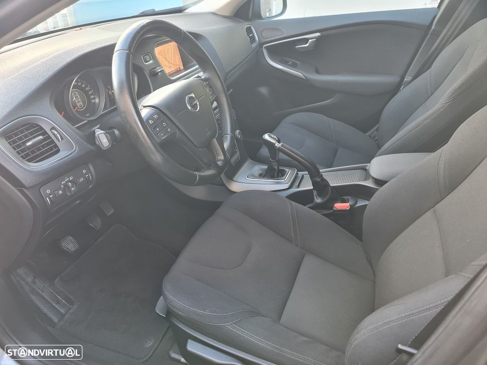 Volvo V40 2.0 D2 Kinetic Eco - 6