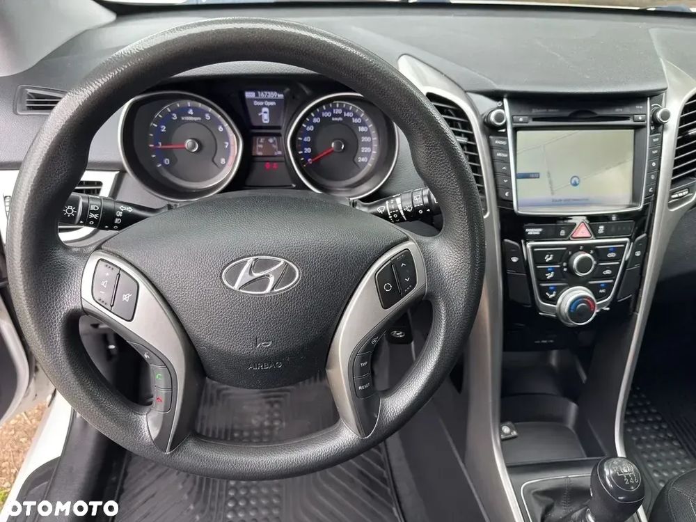 Hyundai i30 - 15