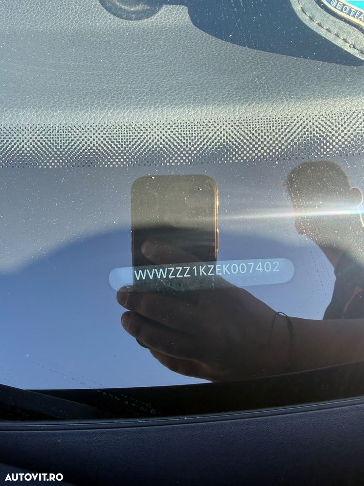 Volkswagen Golf 1.6 TDI - 21
