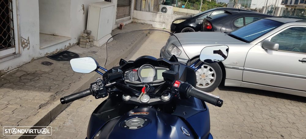 Yamaha FJR 1300 - 11