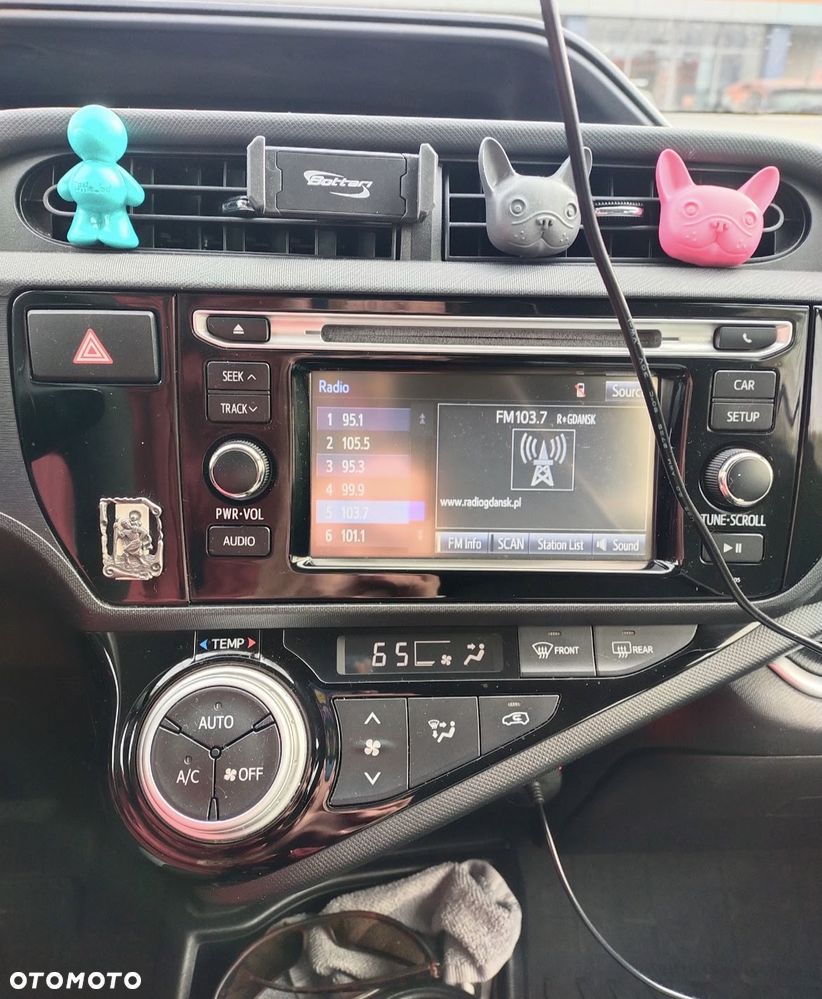 Toyota Prius - 9