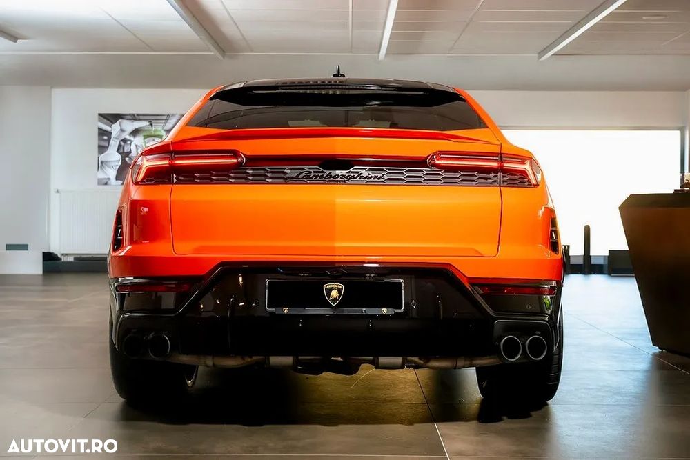 Lamborghini URUS - 6