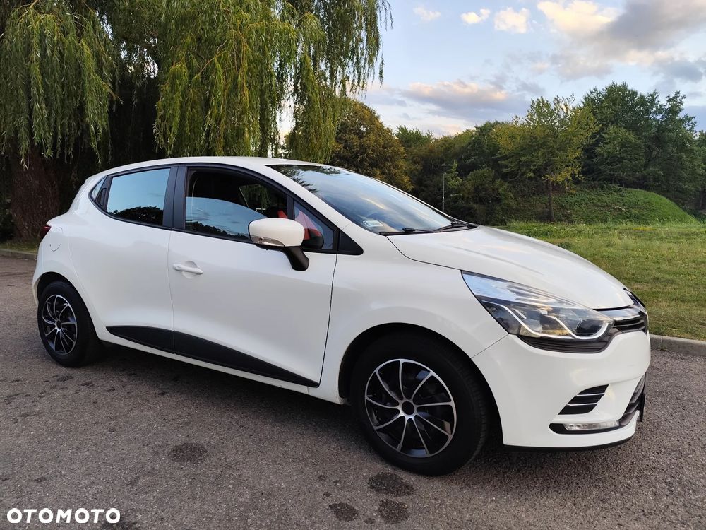 Renault Clio - 6