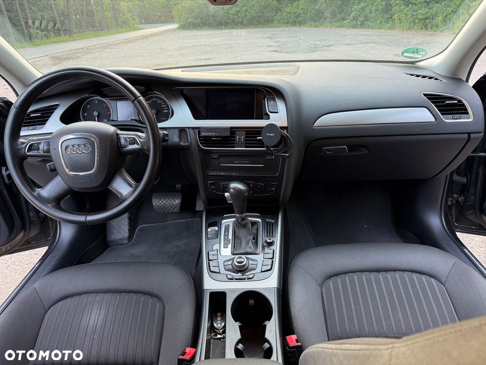 Audi A4 Avant 2.0 TDI DPF multitronic Attraction - 13
