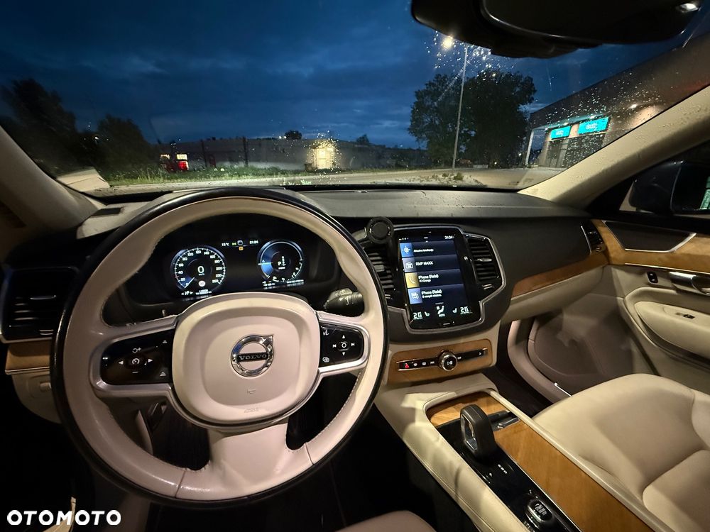 Volvo XC 90 T8 AWD Plug-In Hybrid Inscription 6os - 9