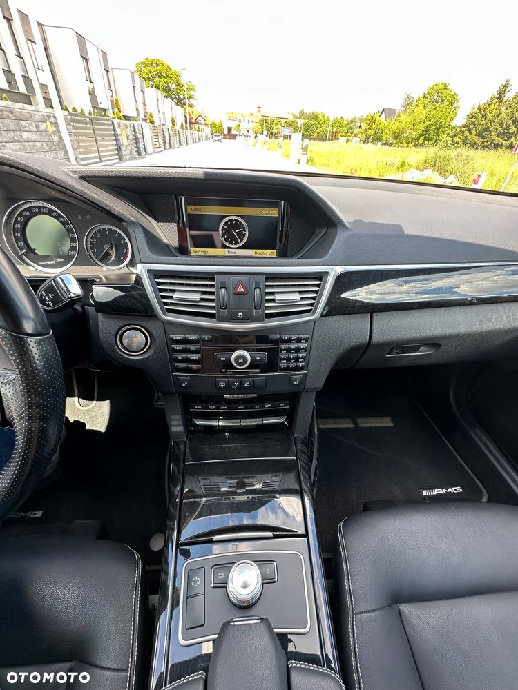 Mercedes-Benz Klasa E 350 7G-TRONIC Avantgarde - 22