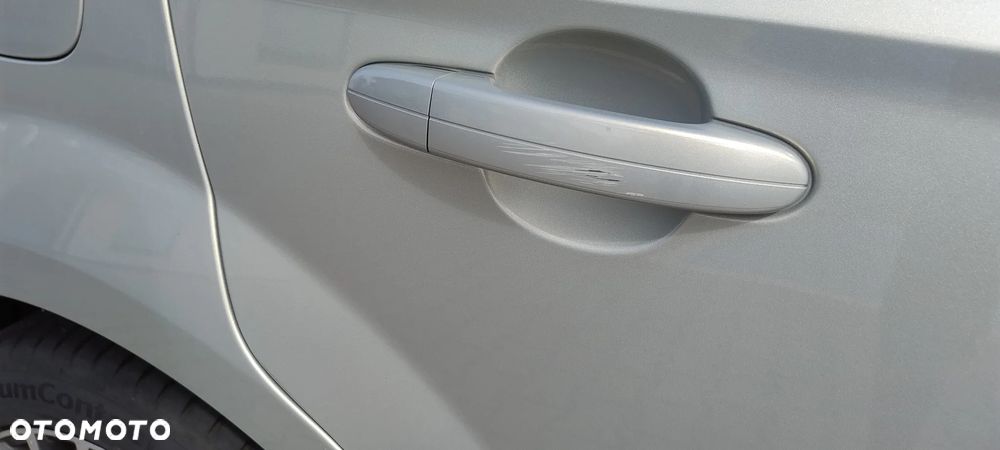 Ford Mondeo 2.0 Titanium - 19