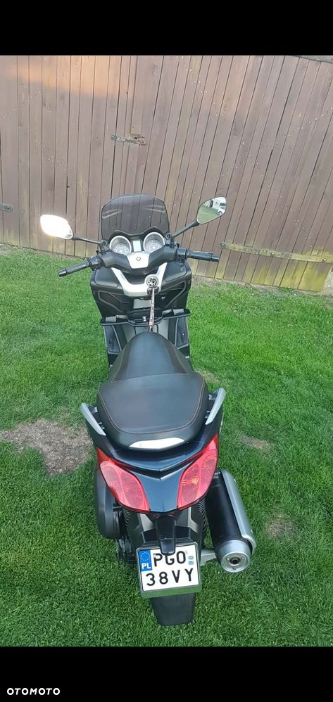 Yamaha X-max - 4