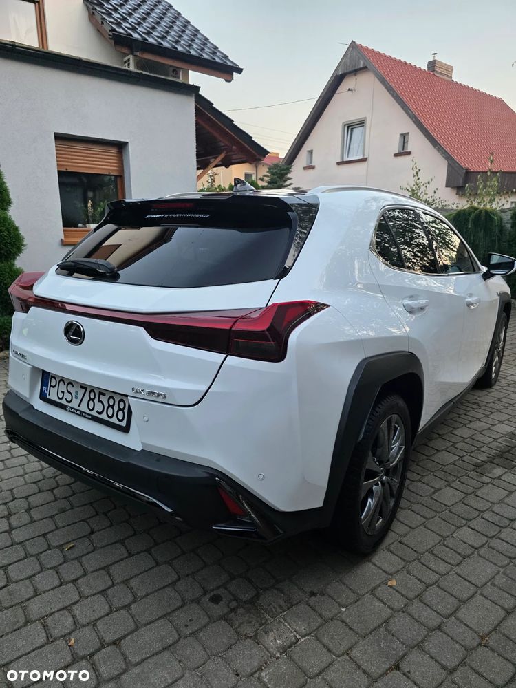 Lexus UX - 19