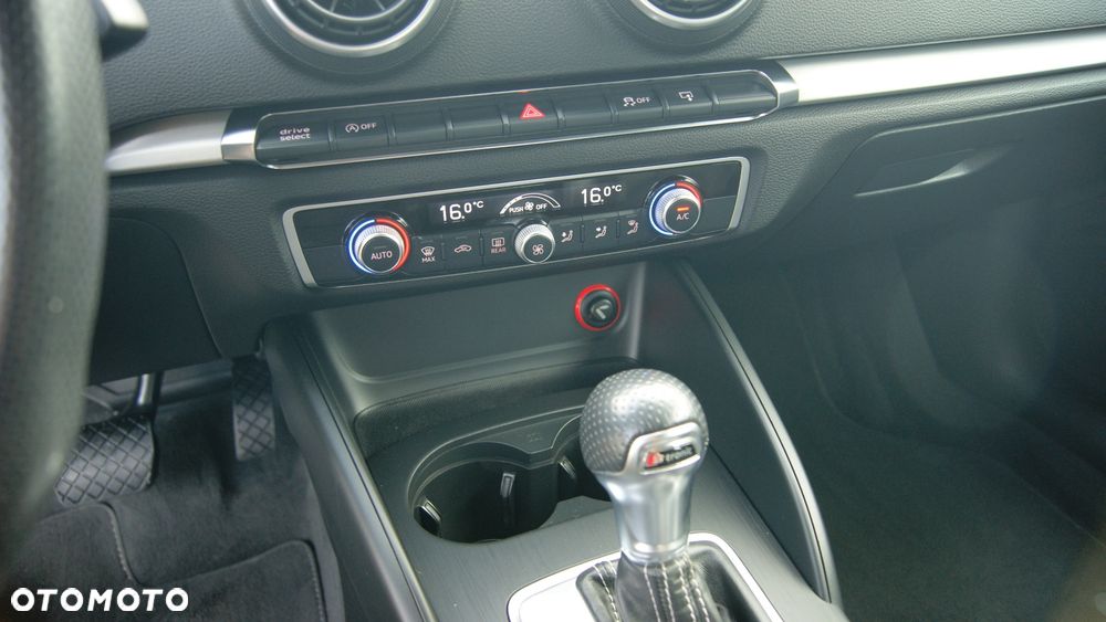 Audi A3 Sportback - 19