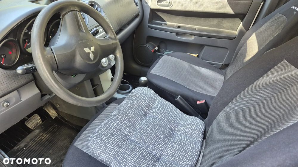 Mitsubishi Colt 1.3 Automatik Invite - 6