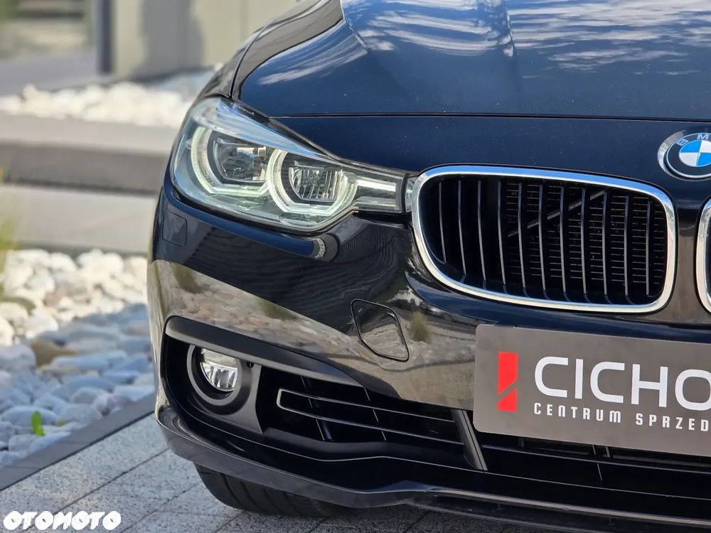 BMW Seria 3 318i GPF Advantage - 15