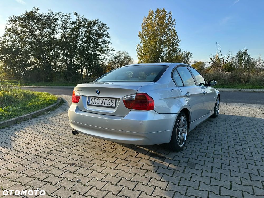 BMW Seria 3 320i - 6