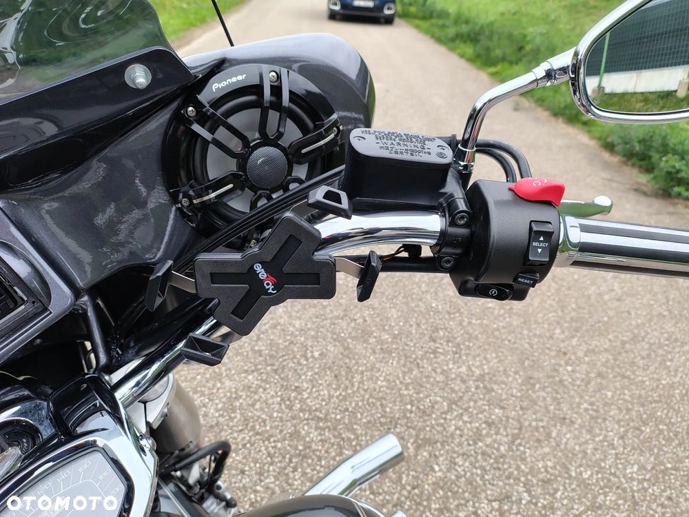 Yamaha Midnight Star - 9