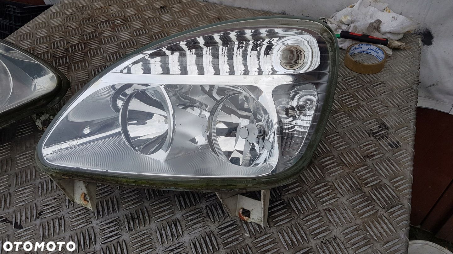 GAZ GAZELA GAZELLE LAMPA PRAWY PRZÓD - 2