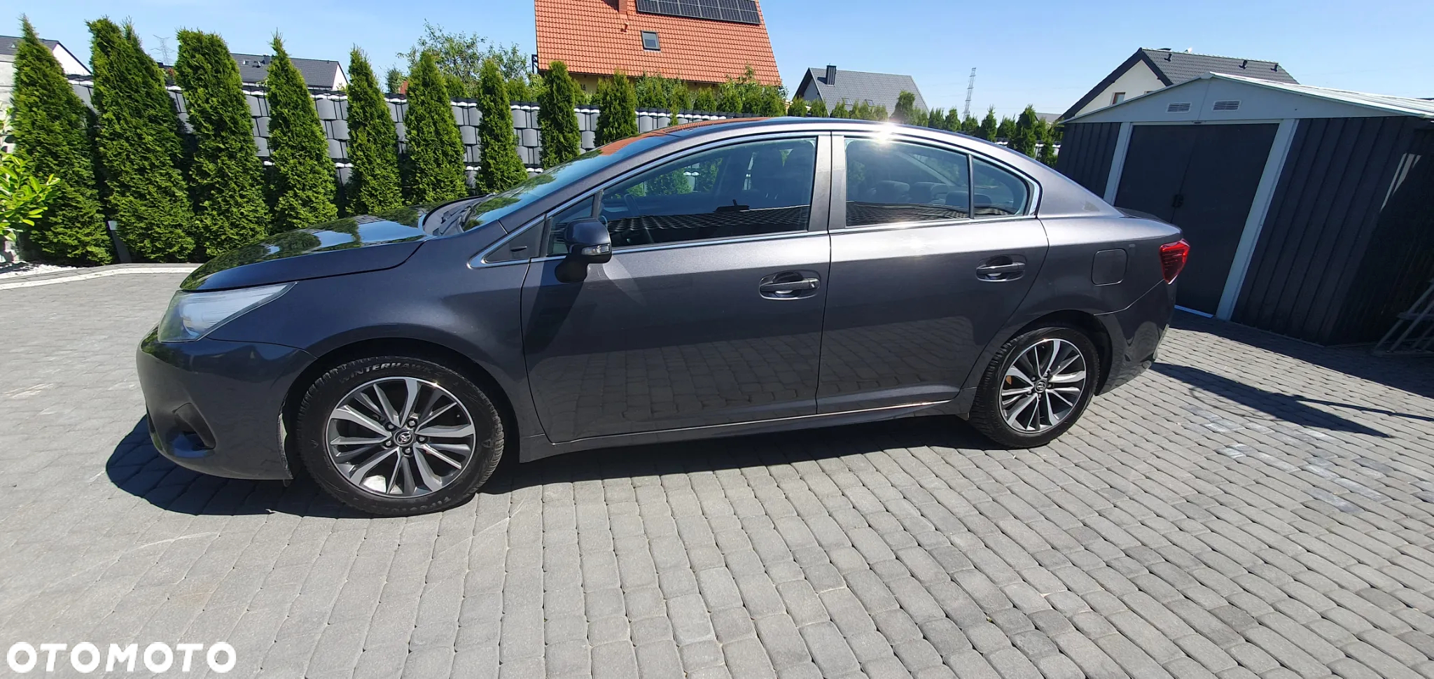 Toyota Avensis 2.0 D-4D Premium - 10
