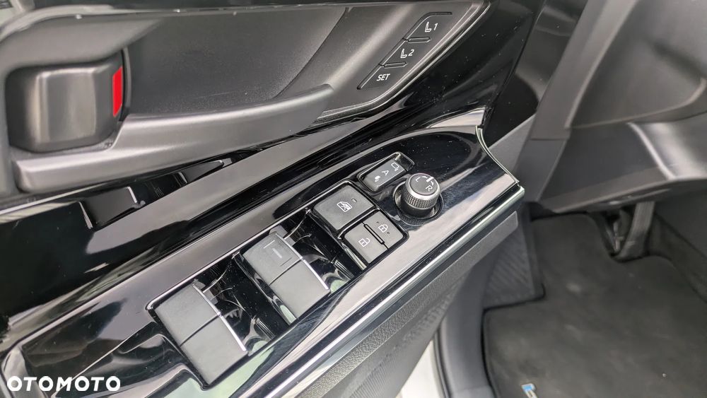 Toyota bZ4X 71.4kWh Executive - 12