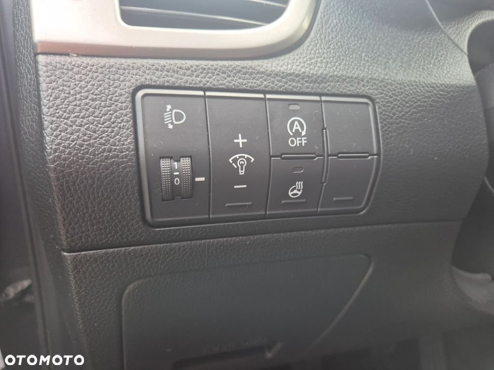 Hyundai i30 1.6 GDI Comfort - 12