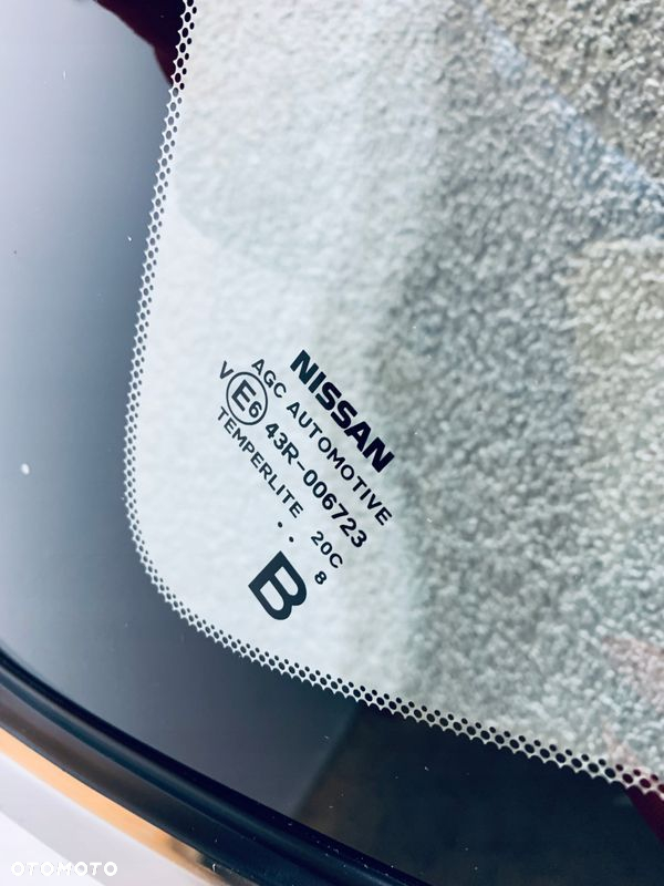 Szyba karoseryjna lewa tylna NISSAN PULSAR 2014- - 2