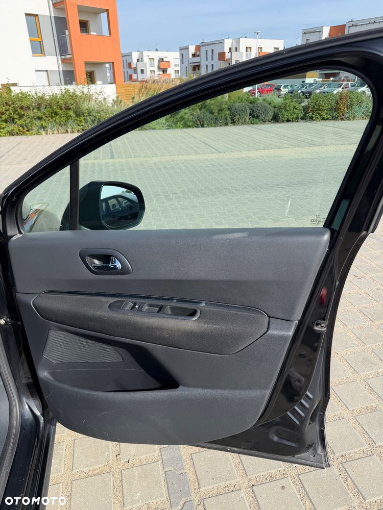 Peugeot 3008 - 24