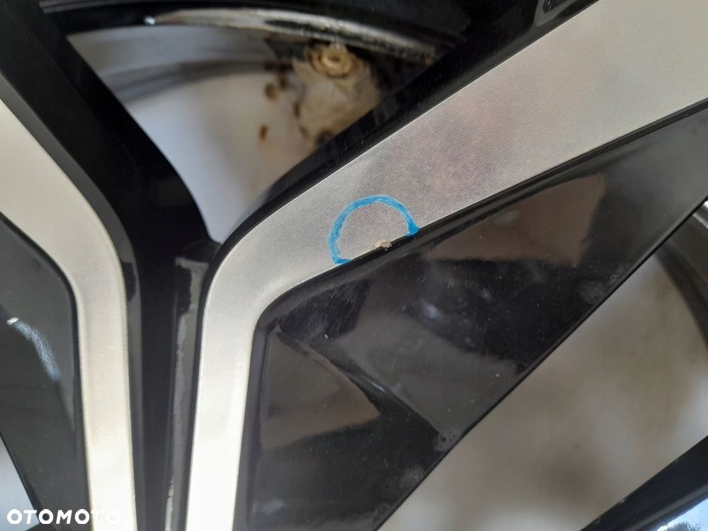 Felgi aluminiowe Renault OE 403005730R 6.5" x 20" 5x114,3 ET33 - 10