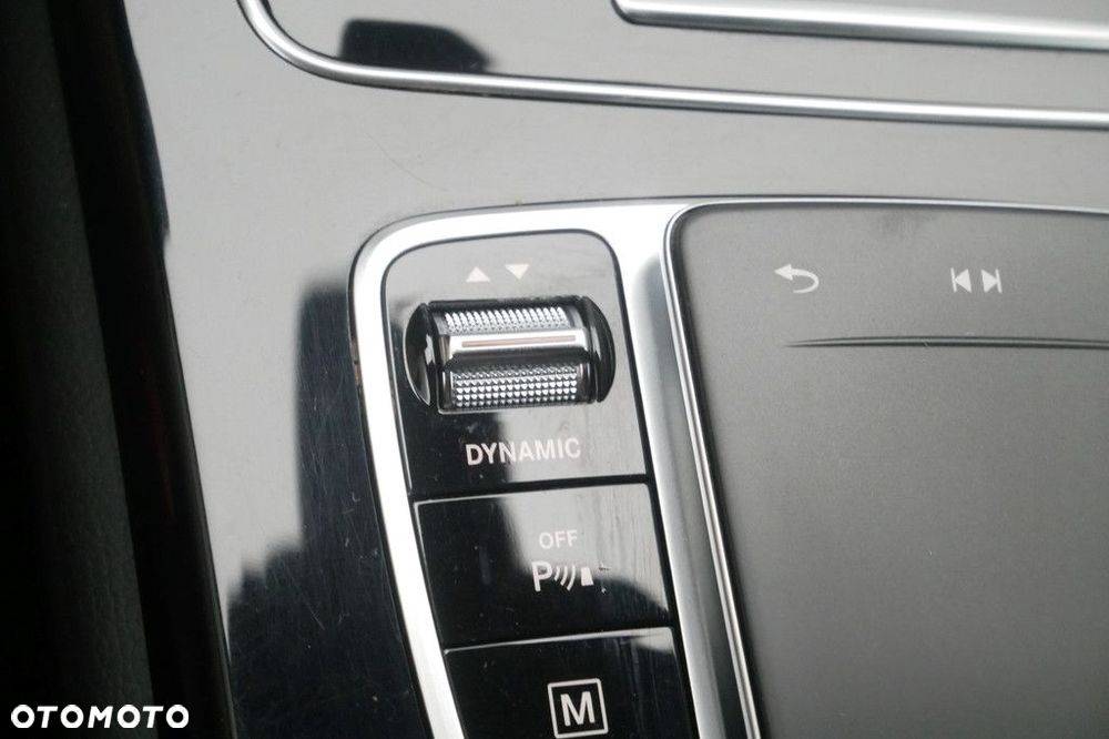 Mercedes-Benz GLC - 23