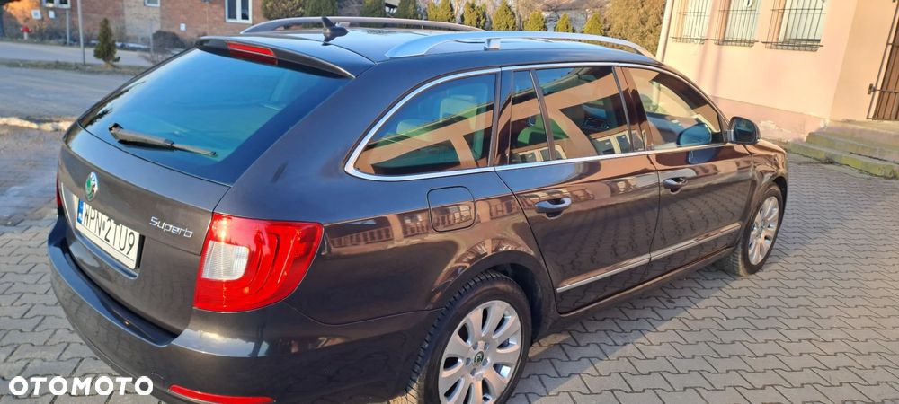 Skoda Superb 2.0 TDI Green tec Elegance - 14