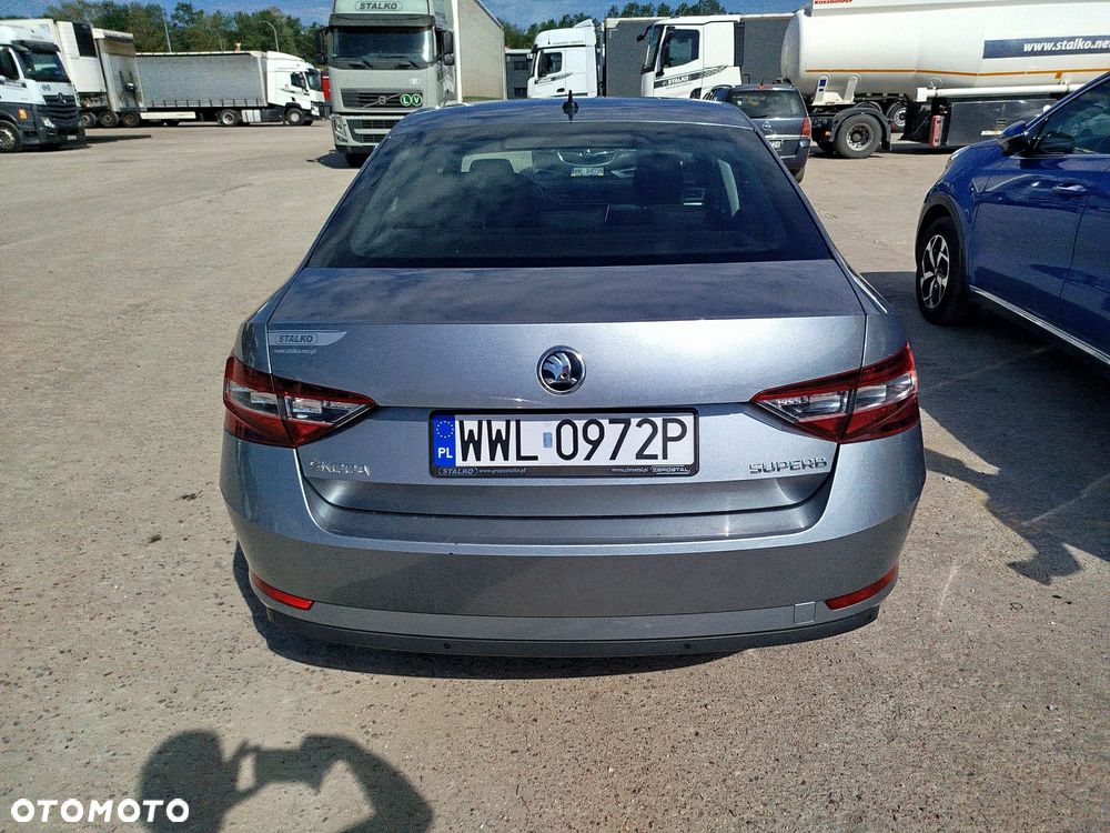 Skoda Superb 1.6 TDI Ambition - 18