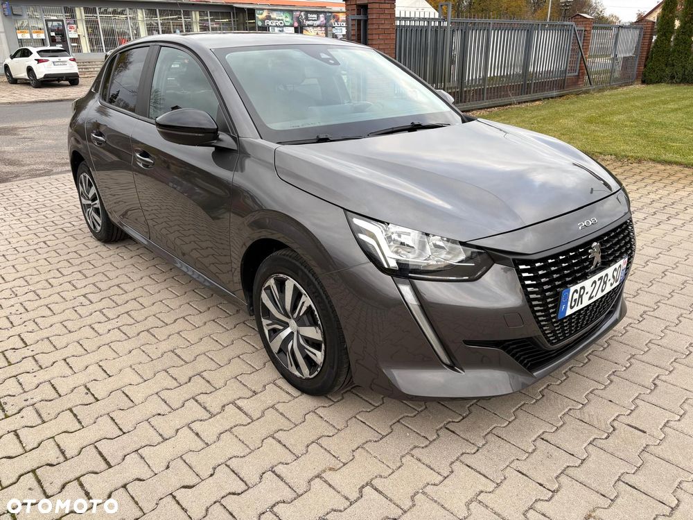 Peugeot 208 - 10