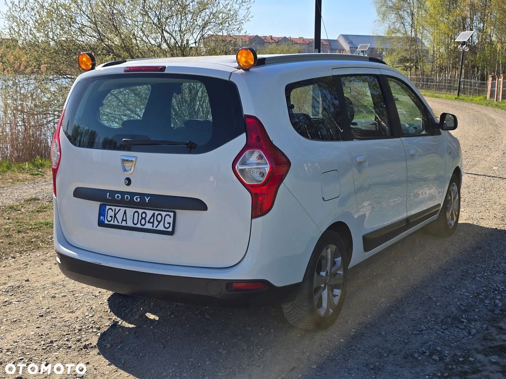 Dacia Lodgy 1.6 MPI 85 - 9
