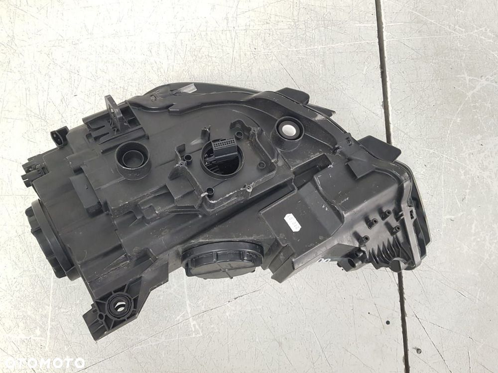AUDI A3 8V0 LIFT 16-20 LAMPA PRAWA PRZEDNIA XENON + LED 8V0941006E - 12