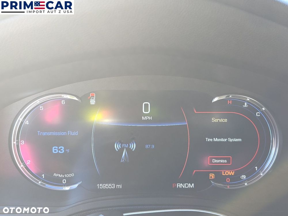 Cadillac Escalade - 5