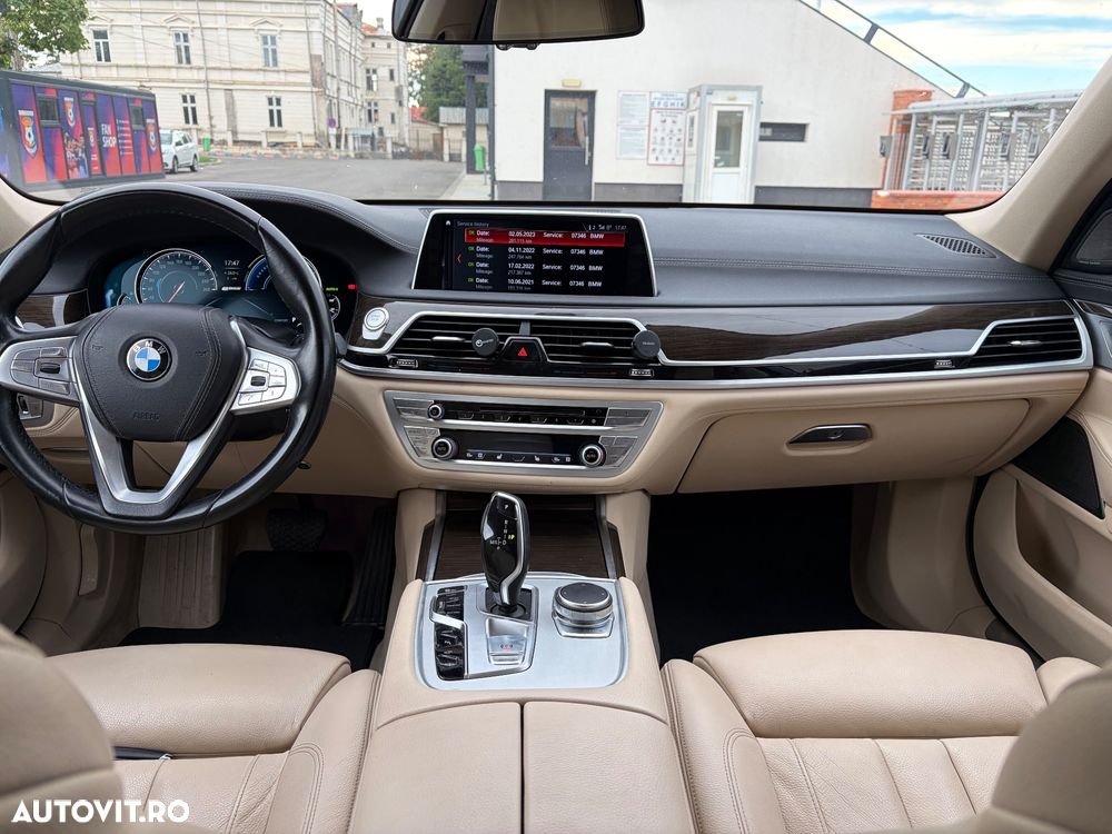 BMW Seria 7 - 16