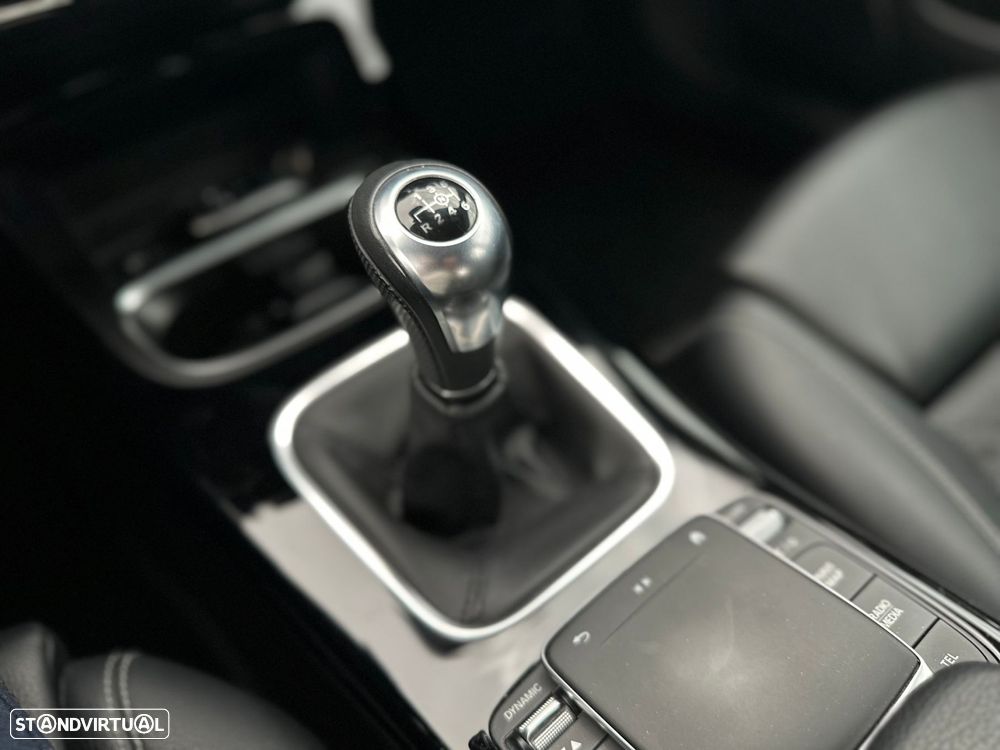 Mercedes-Benz A 180 d Progressive - 12