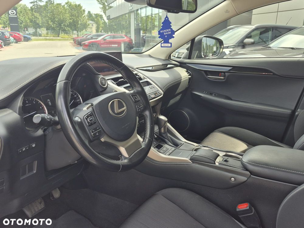 Lexus NX 300 Comfort AWD - 7