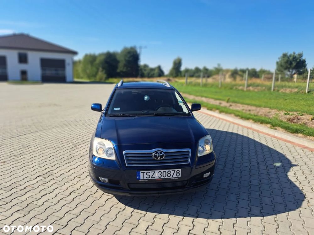Toyota Avensis 1.8 VVT-i Combi - 5