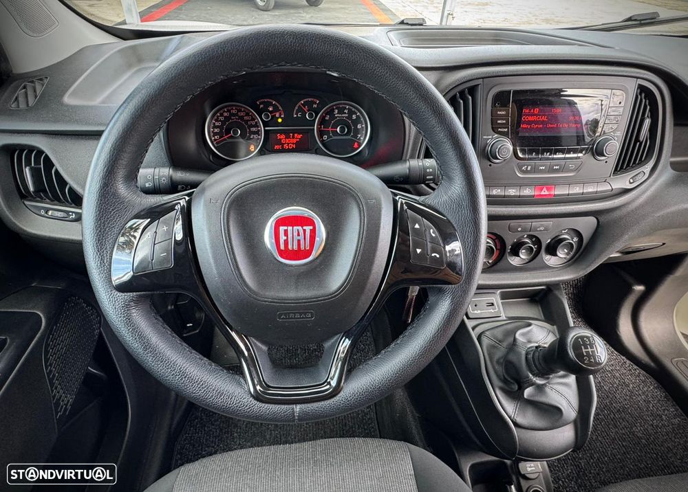 Fiat Doblo 3 lugares iva Dedútivel - 19