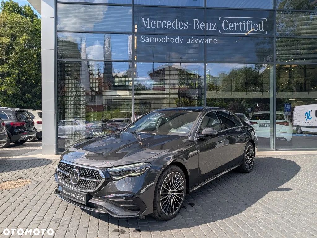 Mercedes-Benz Klasa E - 1