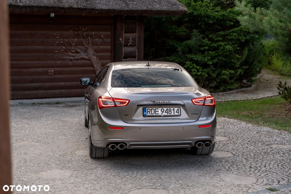 Maserati Ghibli GranSport - 19