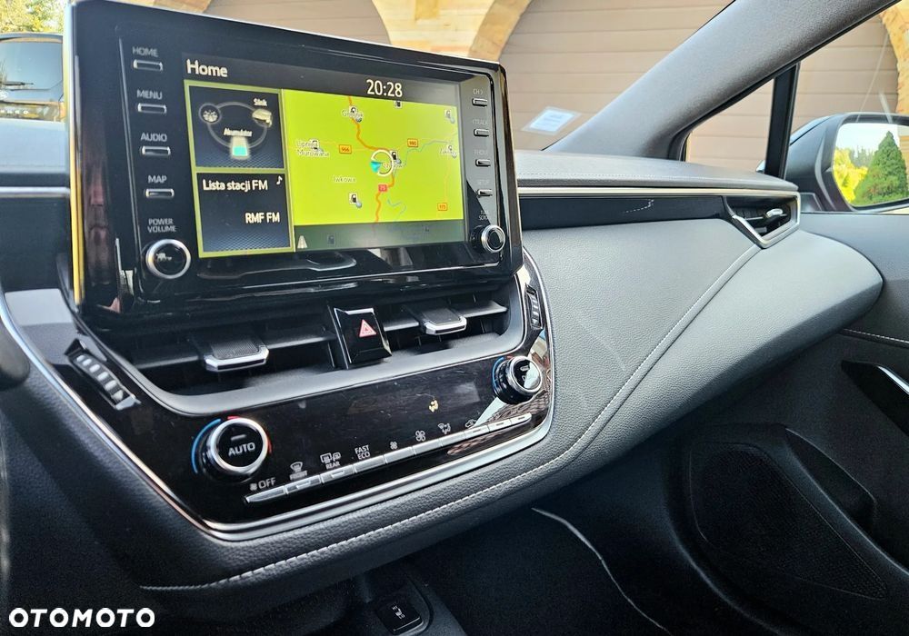 Toyota Corolla - 26