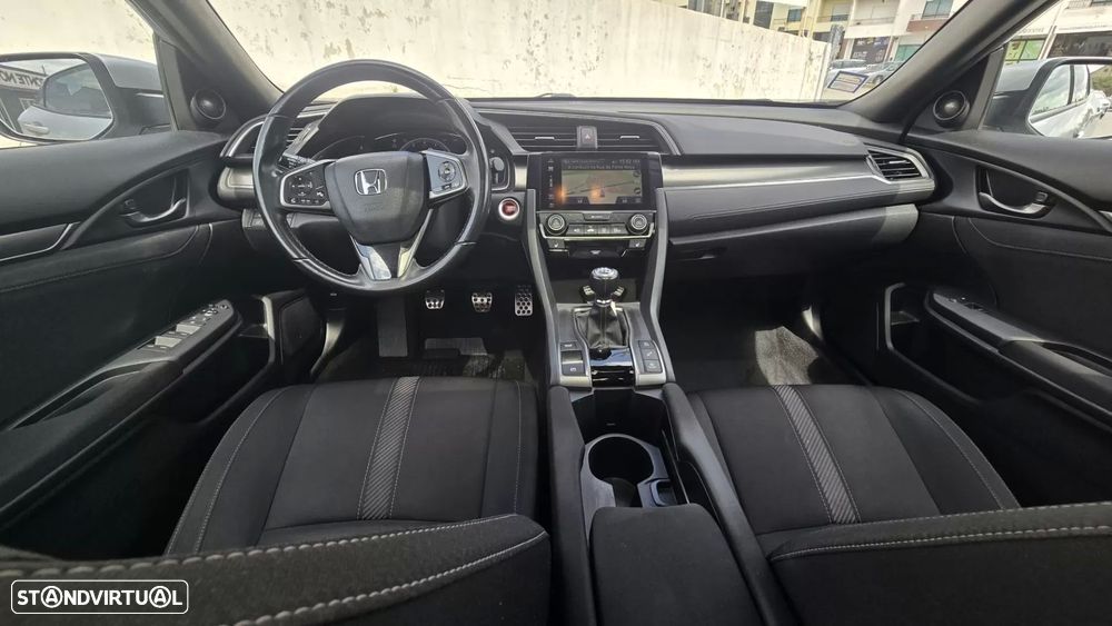 Honda Civic 1.0 i-VTEC Executive - 13
