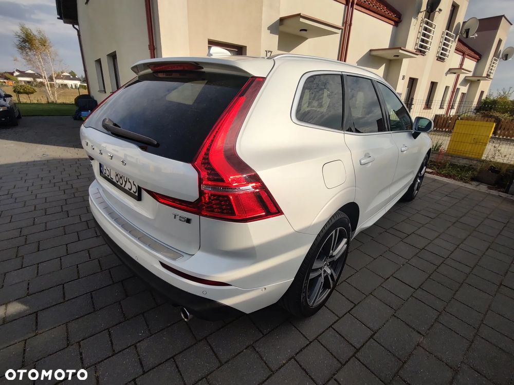 Volvo XC 60 T5 AWD Momentum - 5