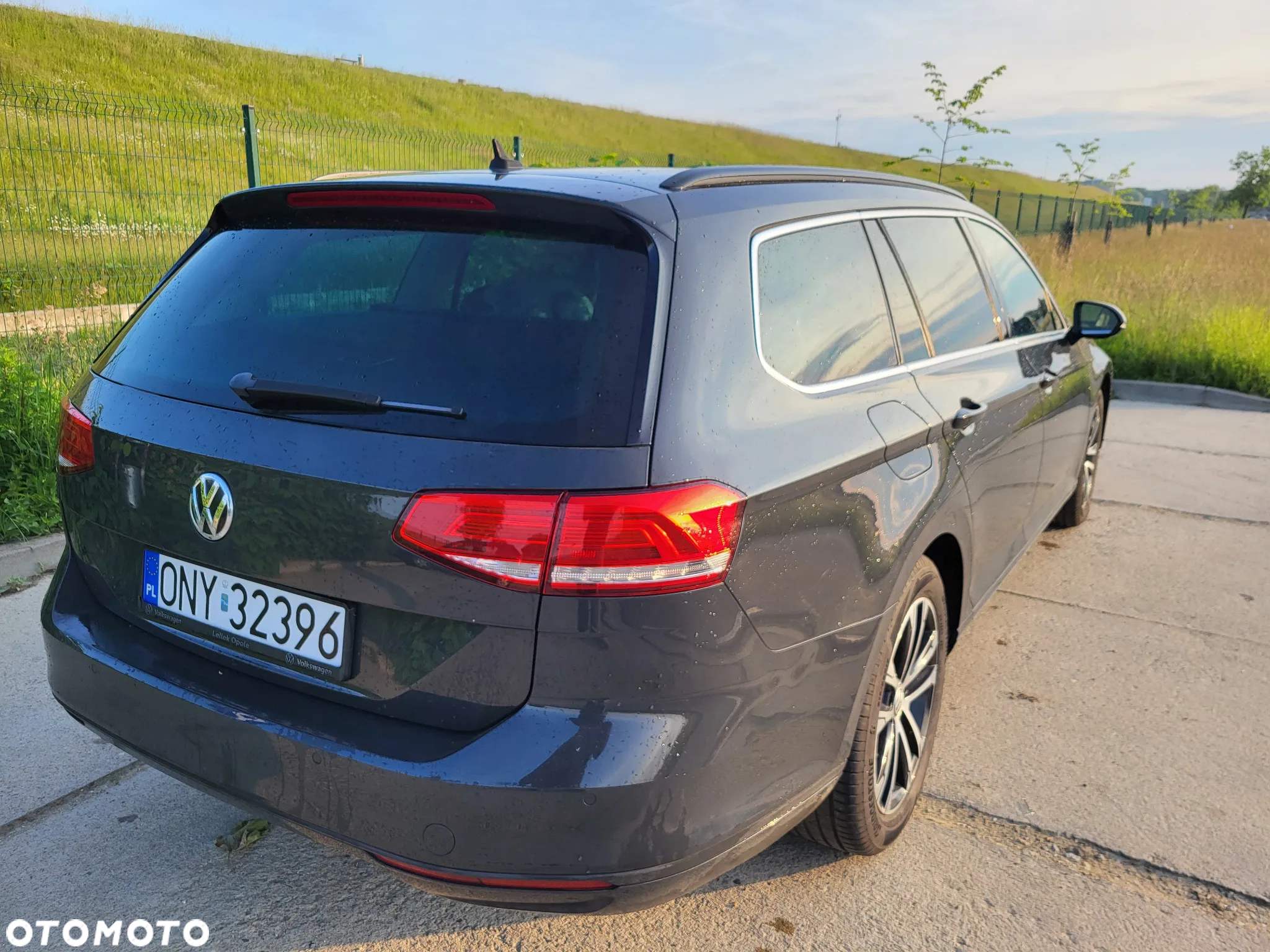 Volkswagen Passat - 6