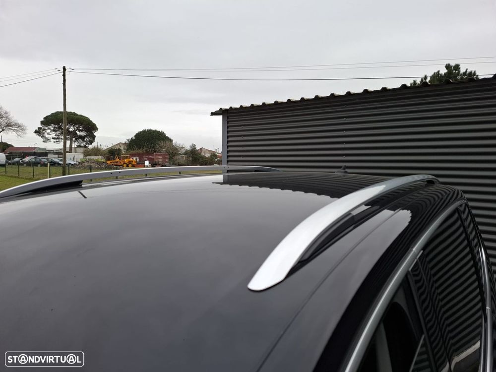 VW Sharan 2.0 TDI Confortline - 40