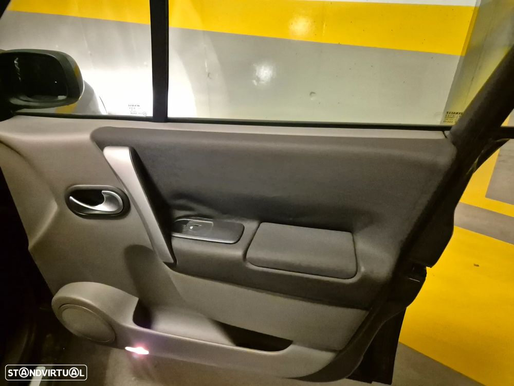 Renault Grand Scénic 1.5 dCi Dynamique - 33