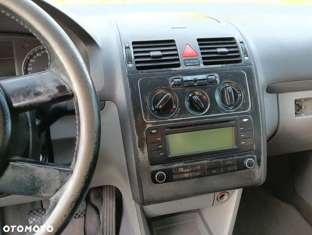 Volkswagen Touran 1.9 TDI Conceptline - 7