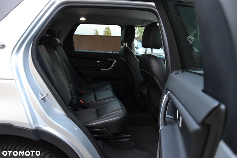 Land Rover Discovery Sport - 34